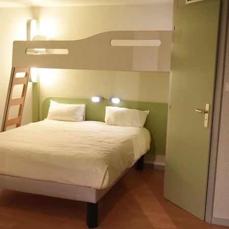 Hotel Ibis Budget Laval Bonchamp Les Laval المظهر الخارجي الصورة
