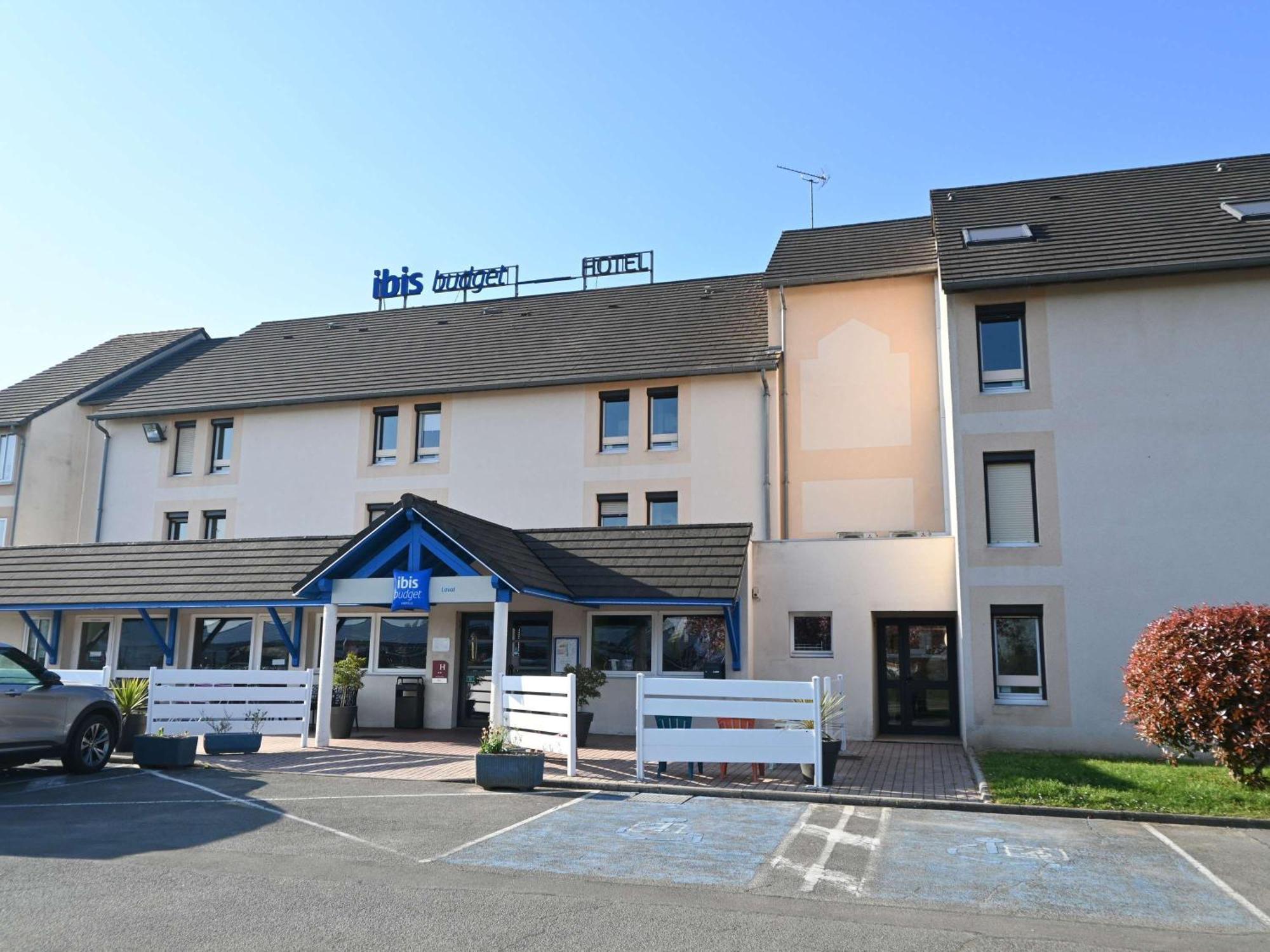 Hotel Ibis Budget Laval Bonchamp Les Laval المظهر الخارجي الصورة