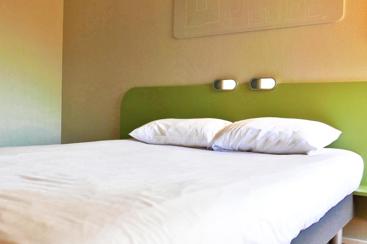 Hotel Ibis Budget Laval Bonchamp Les Laval المظهر الخارجي الصورة