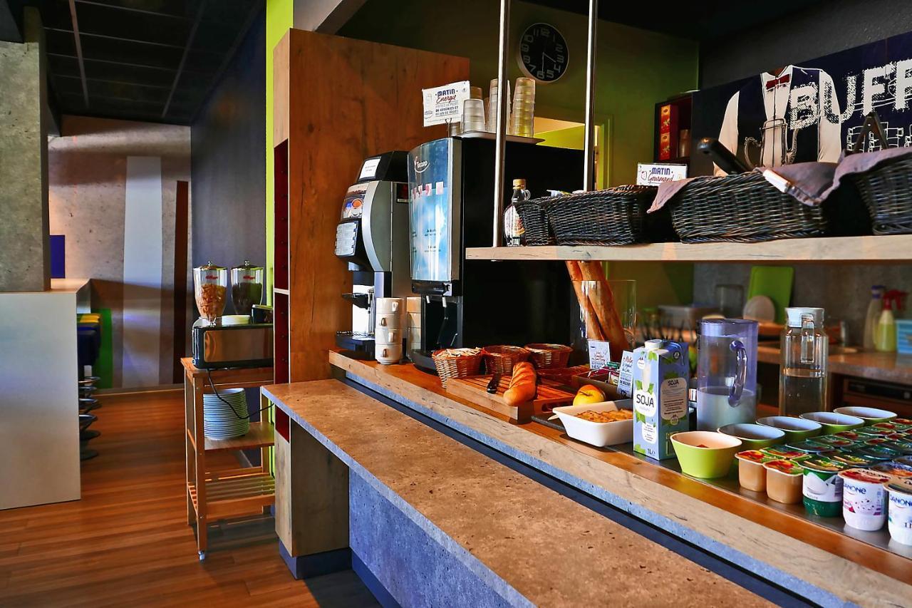 Hotel Ibis Budget Laval Bonchamp Les Laval المظهر الخارجي الصورة